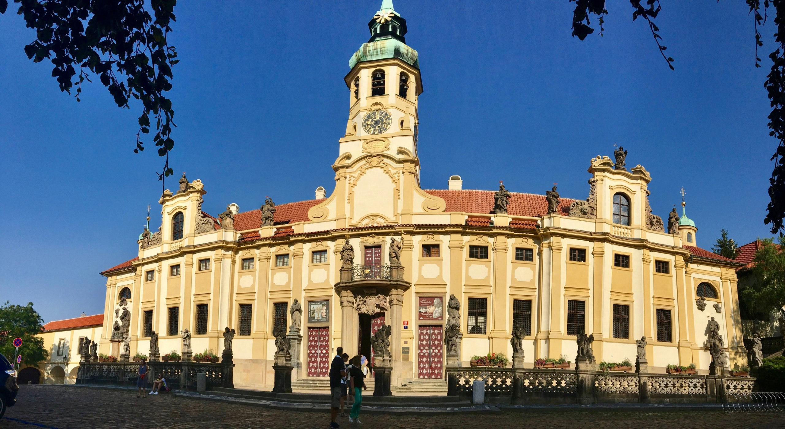 PRAGUE