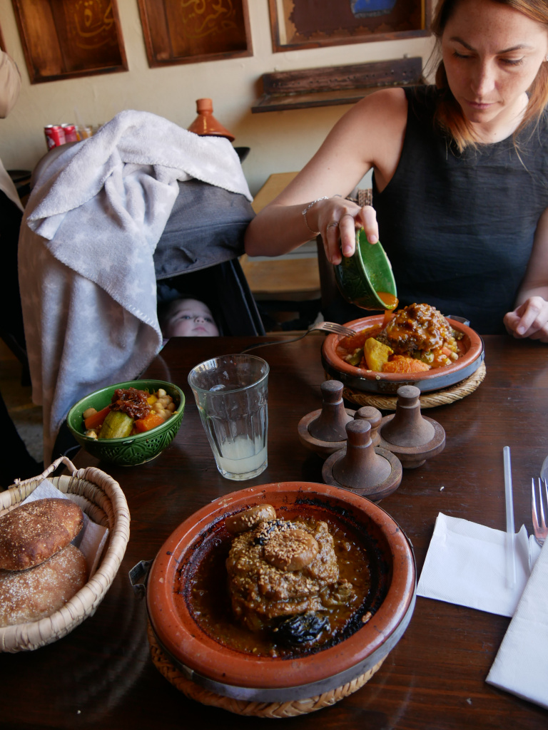 Où-manger-au-maroc.jpeg